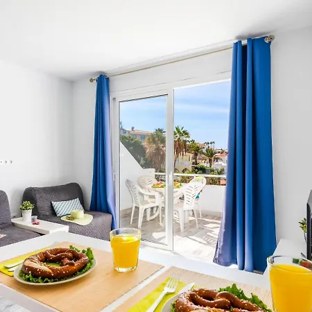 536b Cozy 1 Bedroom, Pool, Terrace, Sun Lounger アデヘ